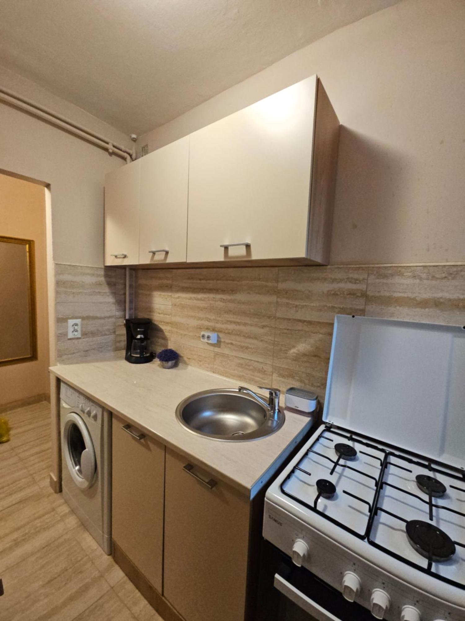 Aparthotel Sibiu Cedonia Kültér fotó